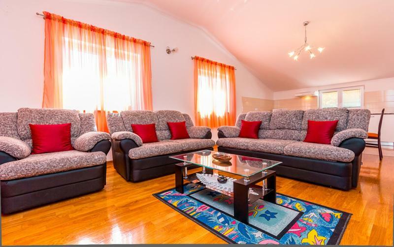 Appartamento Kuca Za Odmor - Apartman Vito Valtura Esterno foto